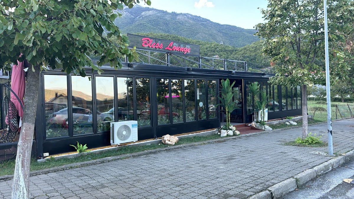 Bless Lounge
