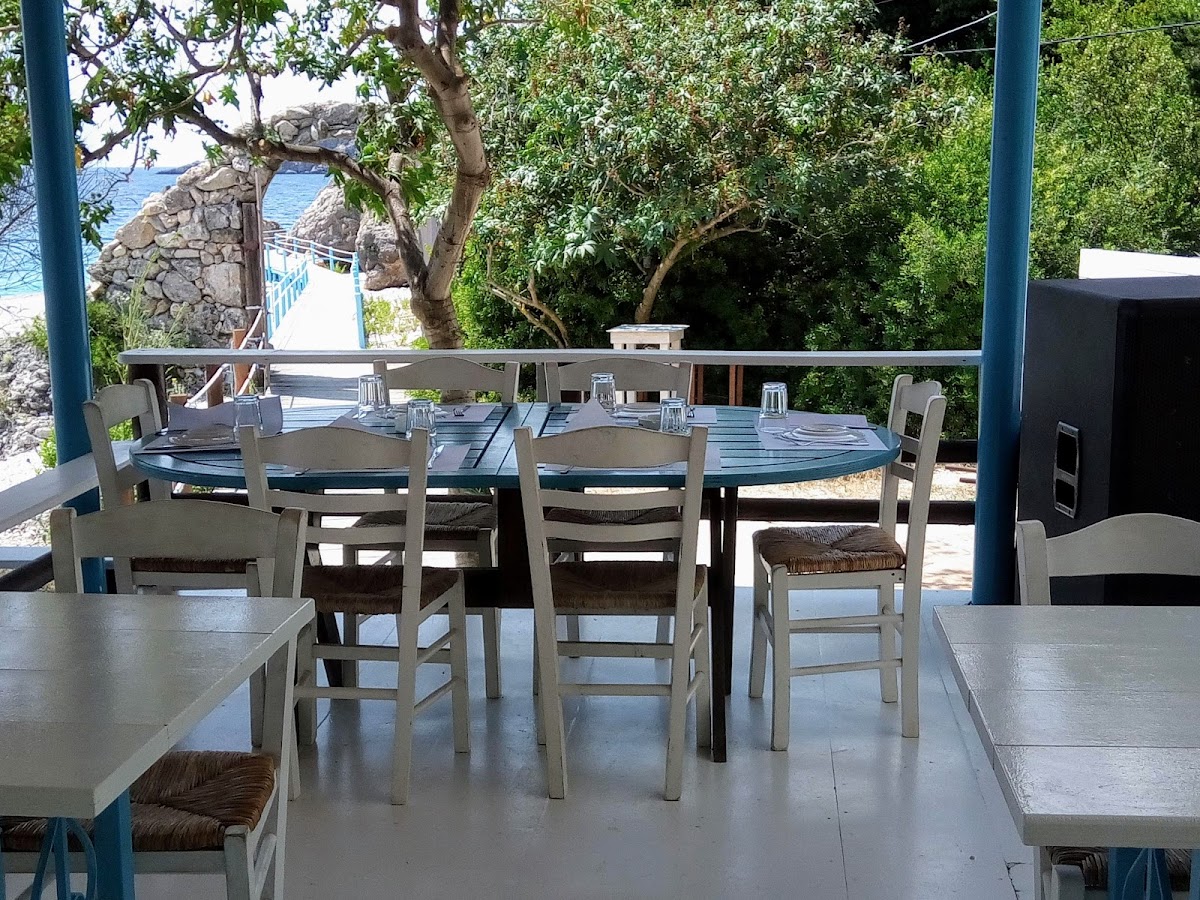 Beach Bar Gazi