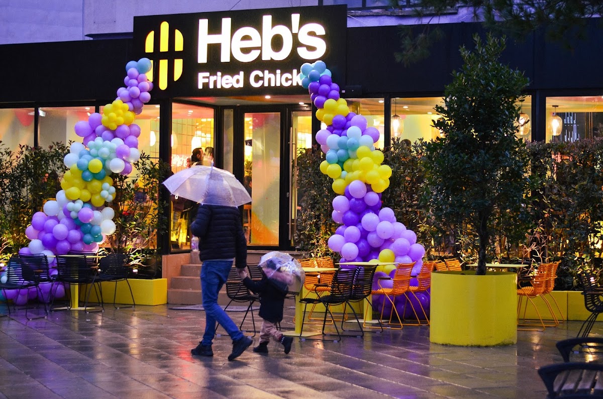 Heb's, Drenas — Kafene në Drenas — photo 5