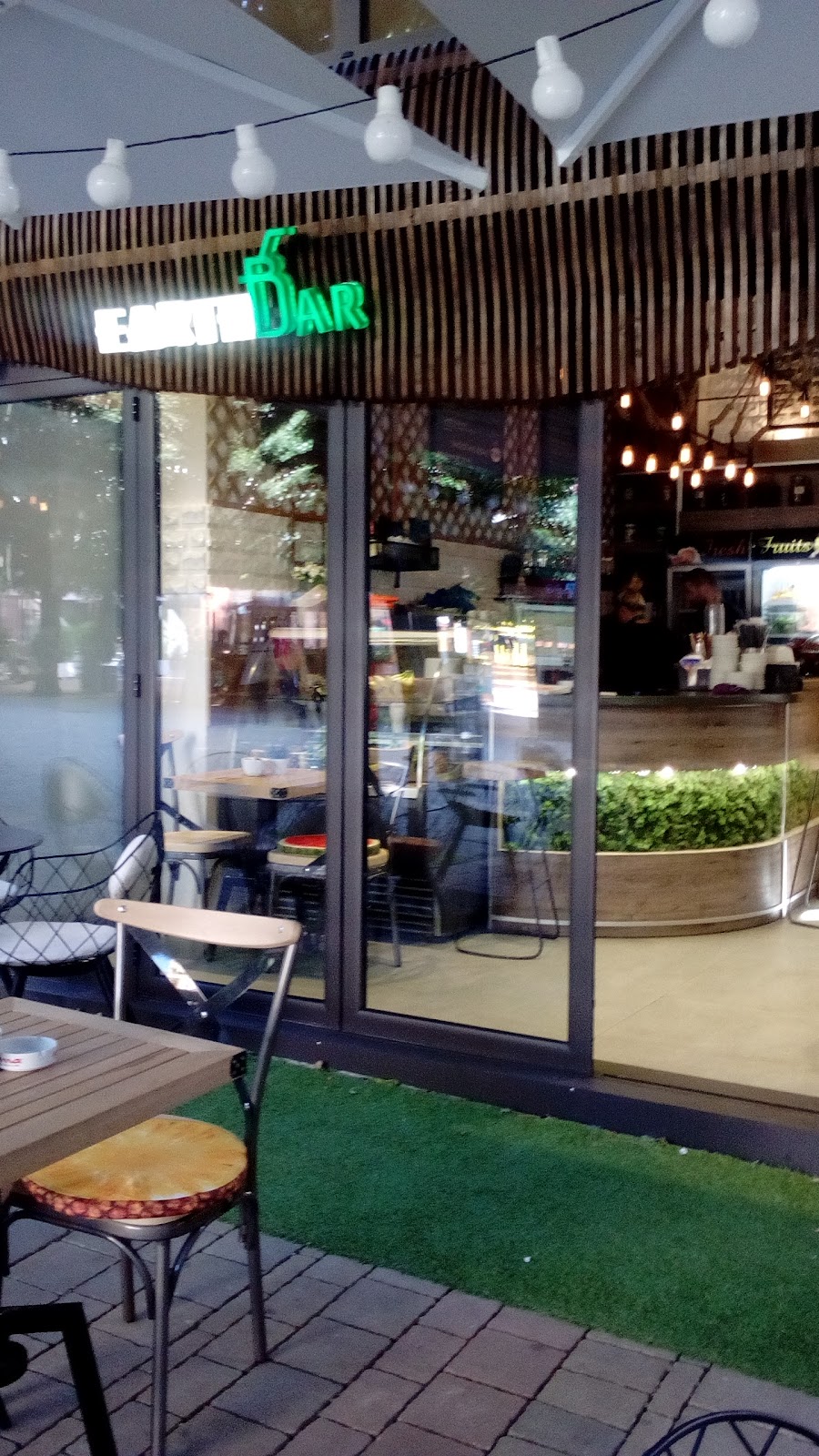 EARTH BAR photo 3
