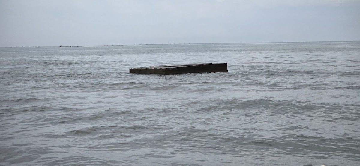 Bunker/Pillbox photo 3