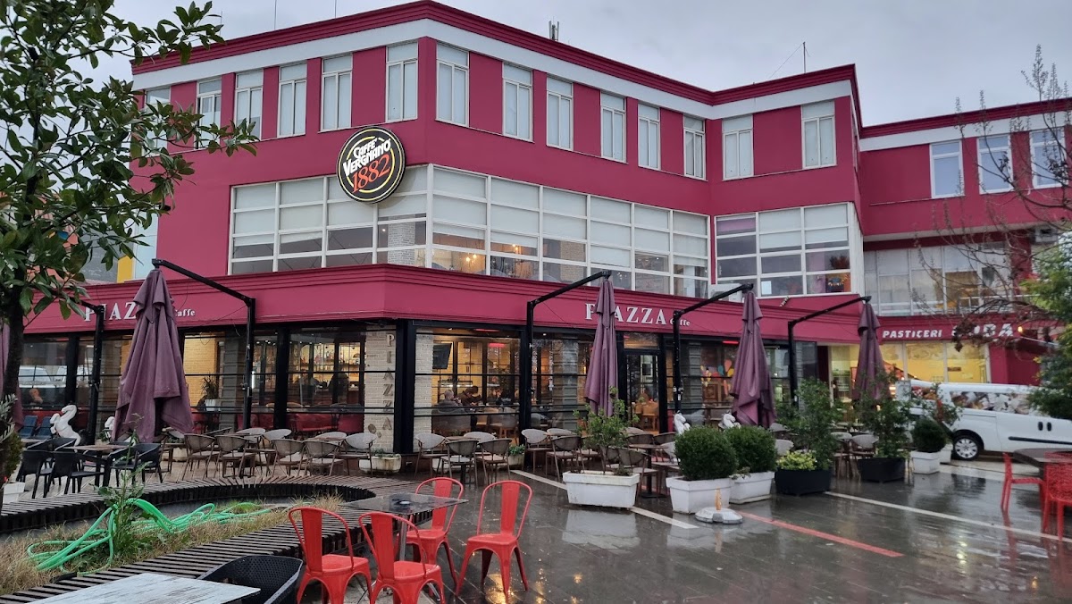 Piazza Caffè photo 2
