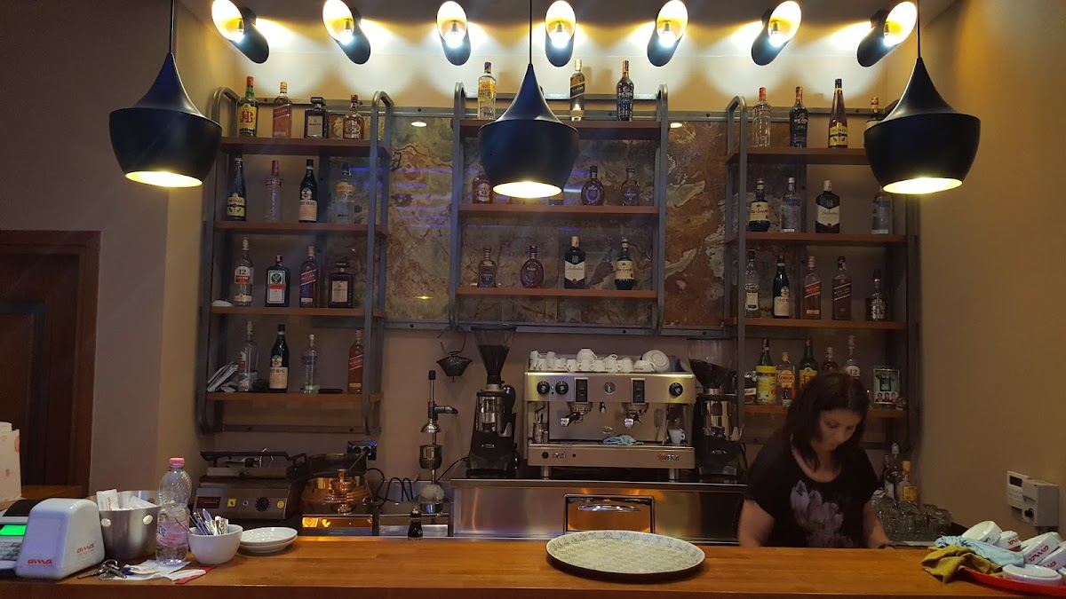 Peçi cafe - bar photo 2