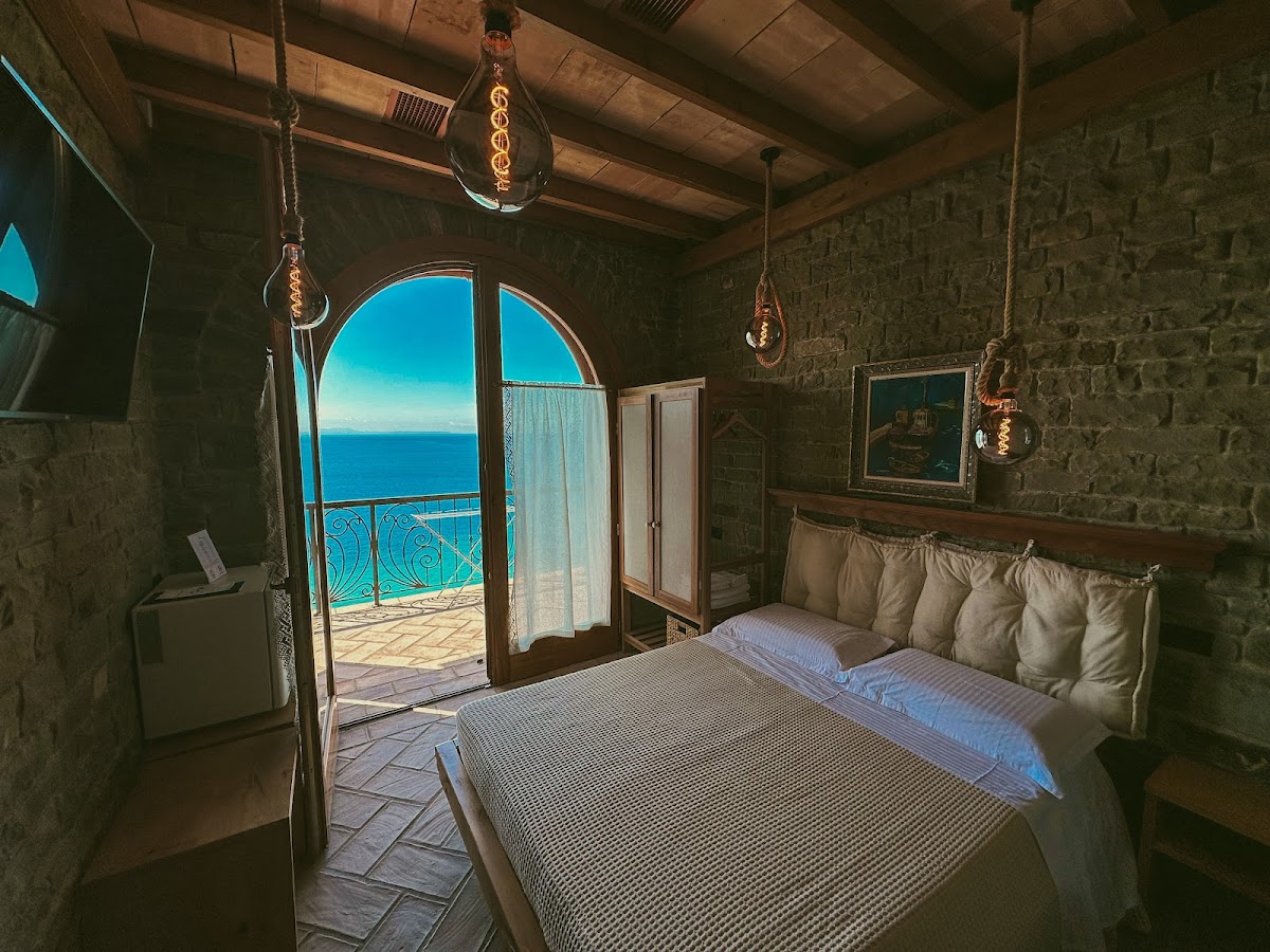 Kshira Oasis Qeparo - Boutique Beachfront Suites & Restaurant photo 4