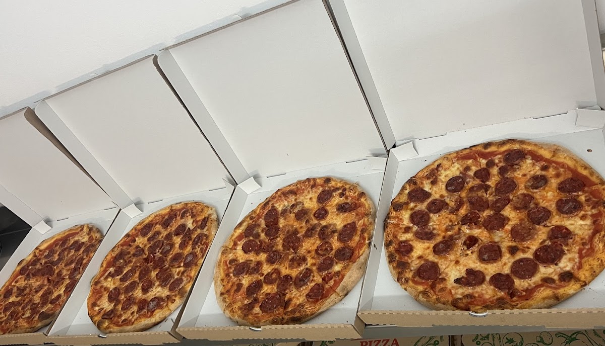 Genti’s Pizza