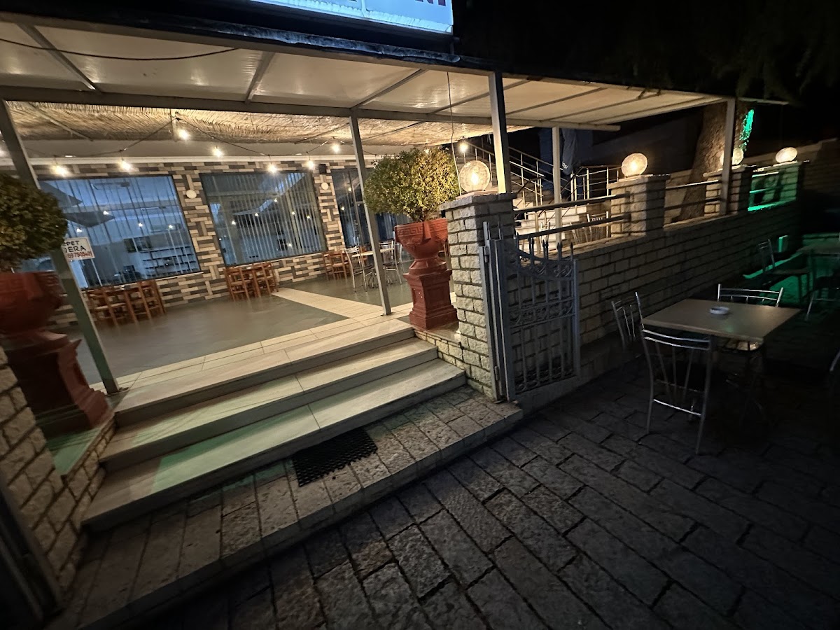 Bar cafe photo 2