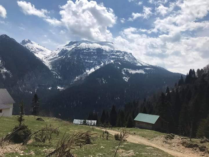Lulzim bobi. — Atraksione në Pejë — photo 3