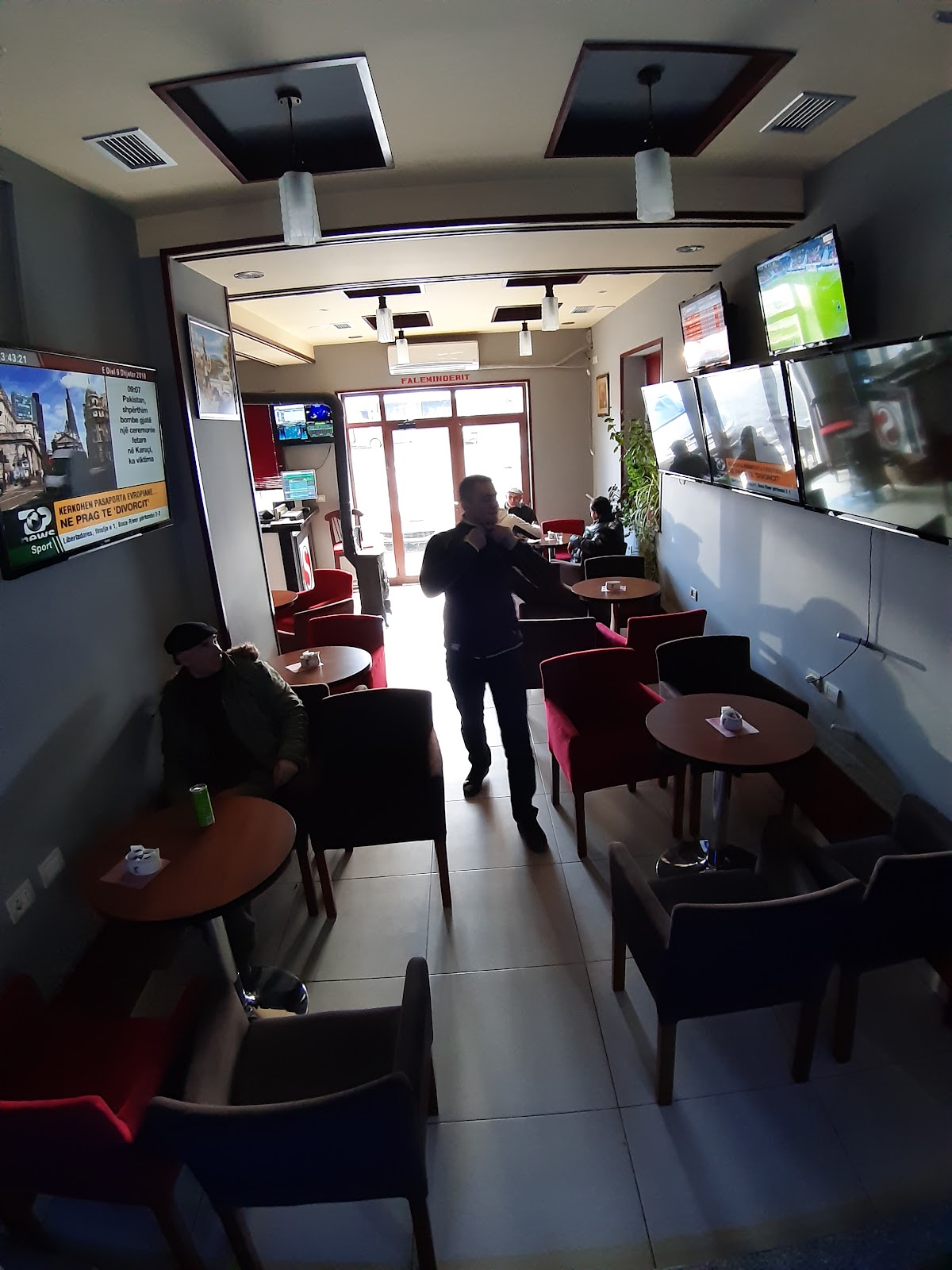 Bar Caffe LLuka photo 2