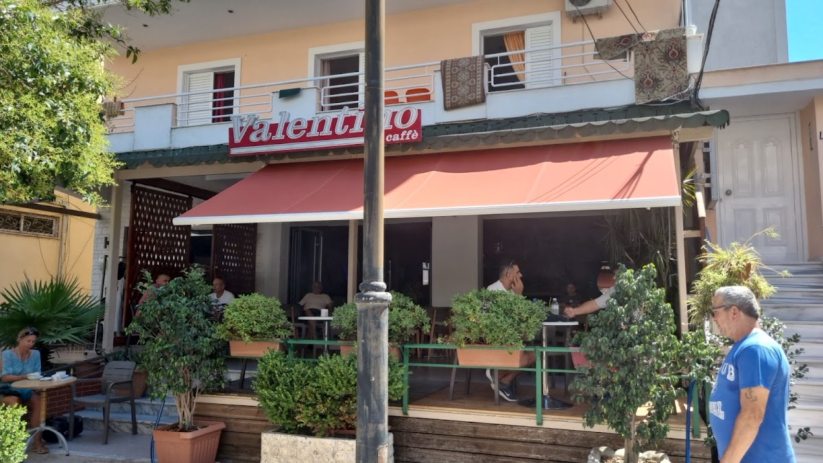 Bar Valentino photo 2