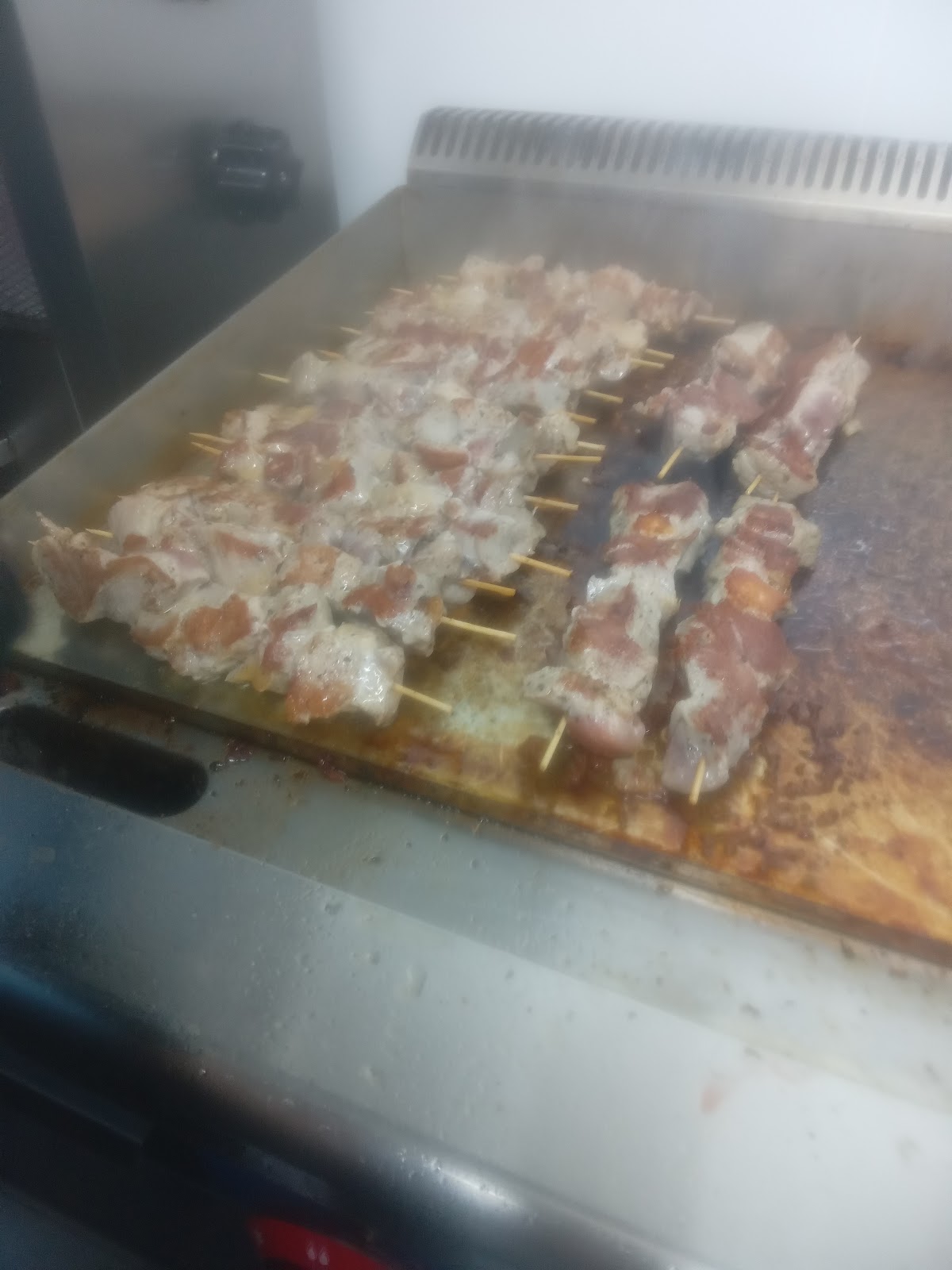 Greek Souvlaki "NIKOS" --- Lezhe — Restorante në Lezhë — photo 4