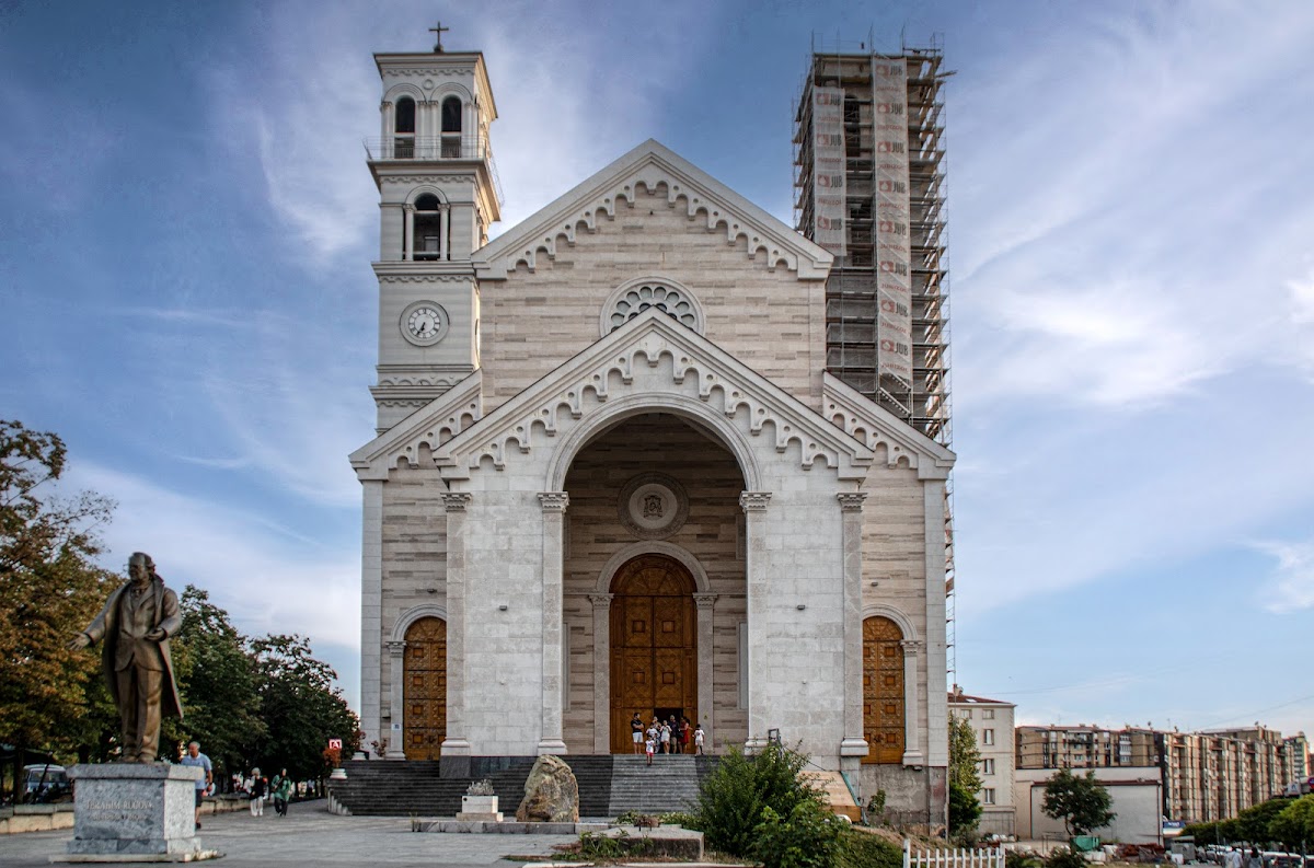 Mother Theresa Cathedral — Atraksione në Prishtinë — photo 2