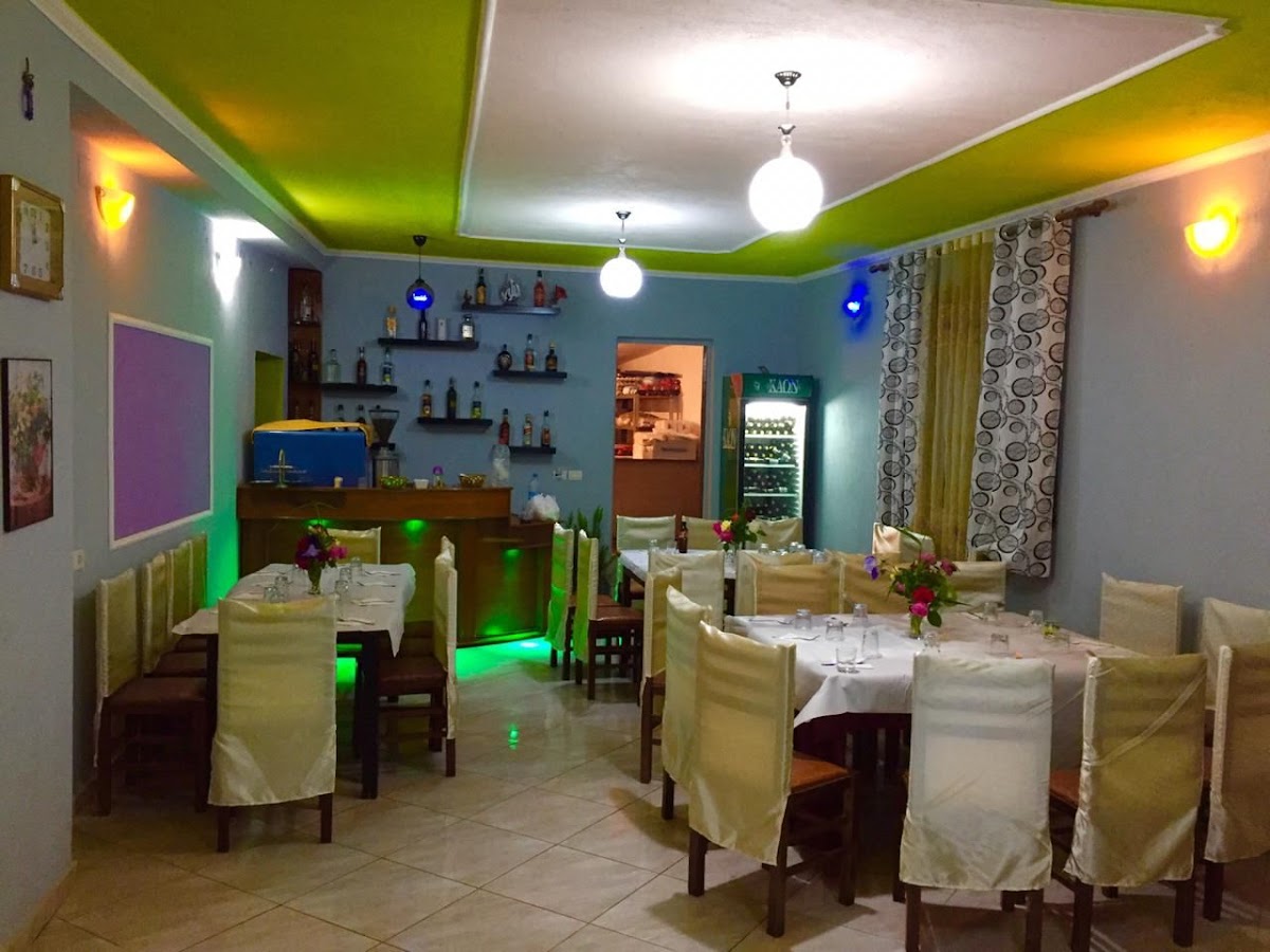 Bar Kafe Lavi Reni photo 4