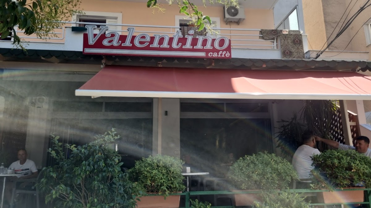 Bar Valentino photo 3