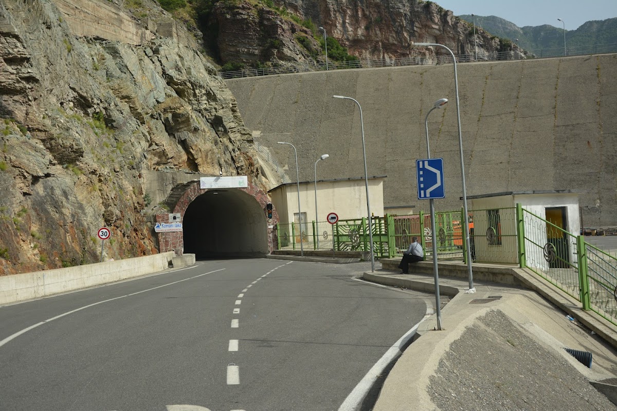 Komani Lake Tunel photo 5