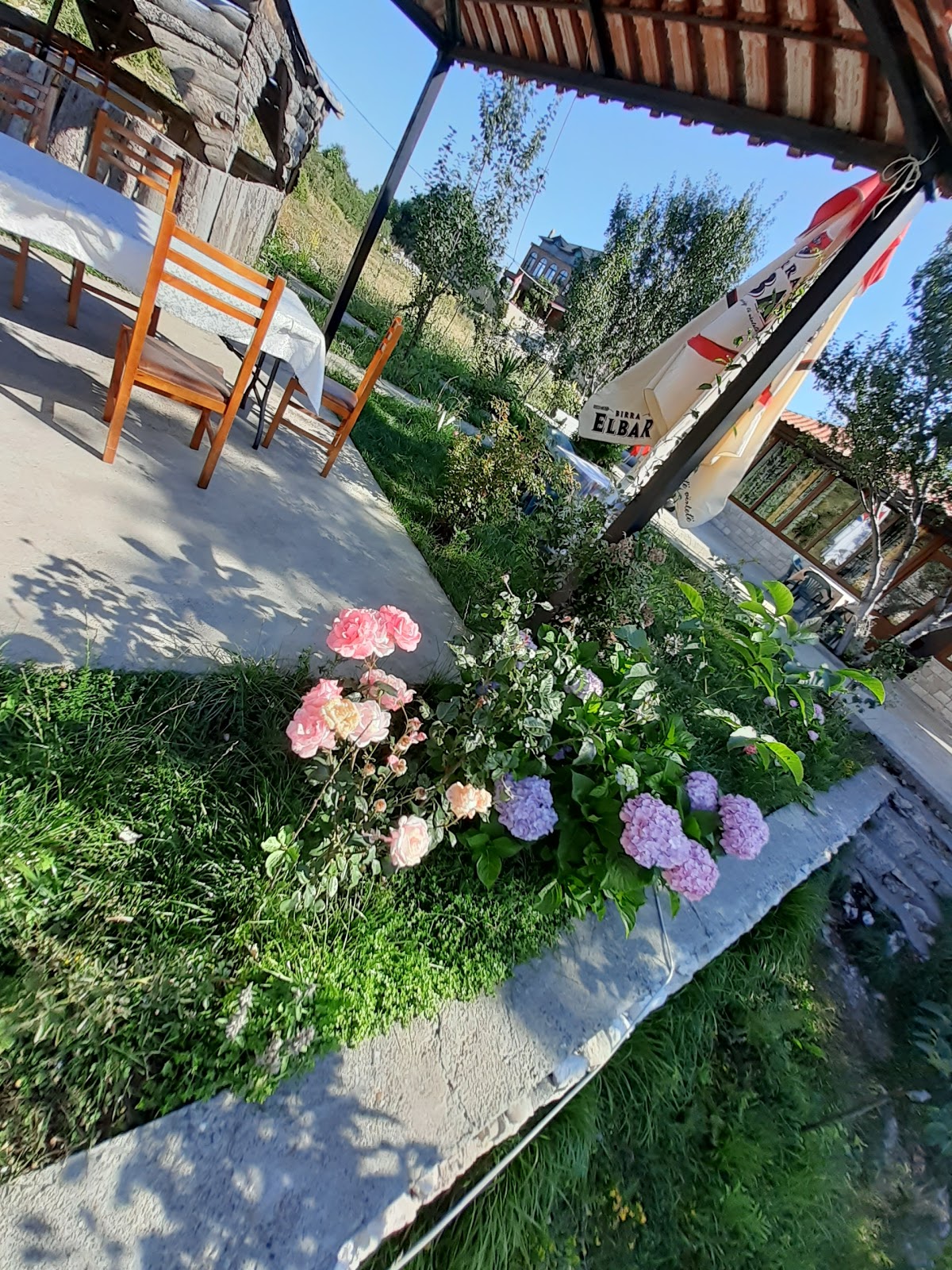 Bar Restorant Joti Sarisalltik photo 4