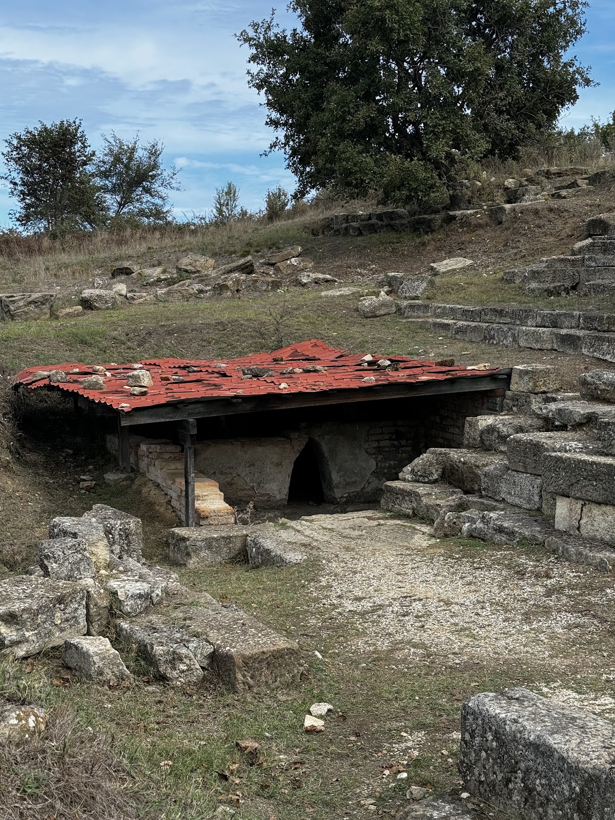 Storehouses & cistern photo 2