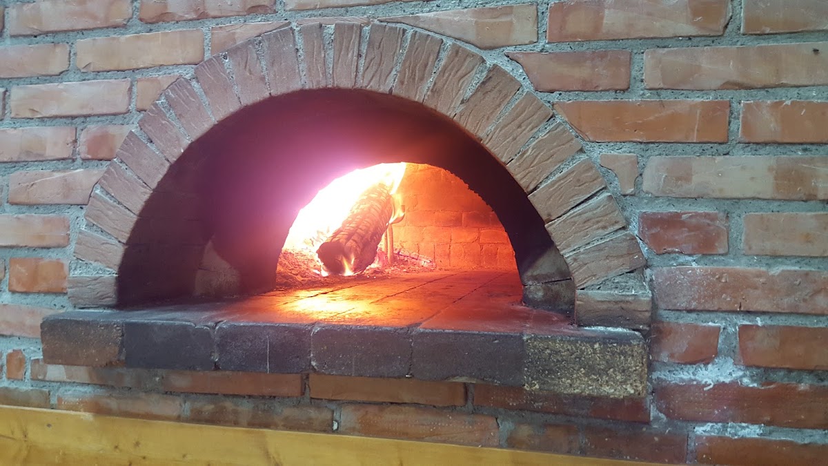 Pizzeria Zaku photo 4