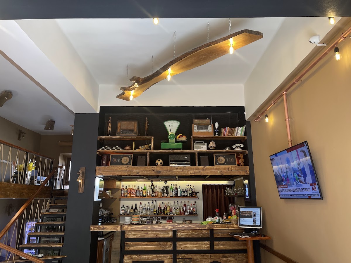 Bar Luna photo 3
