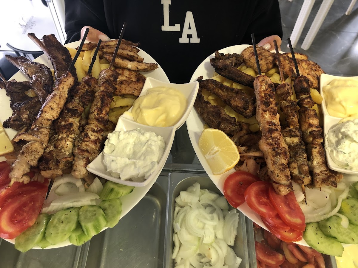 Fast Food Yummy Ksamil photo 2