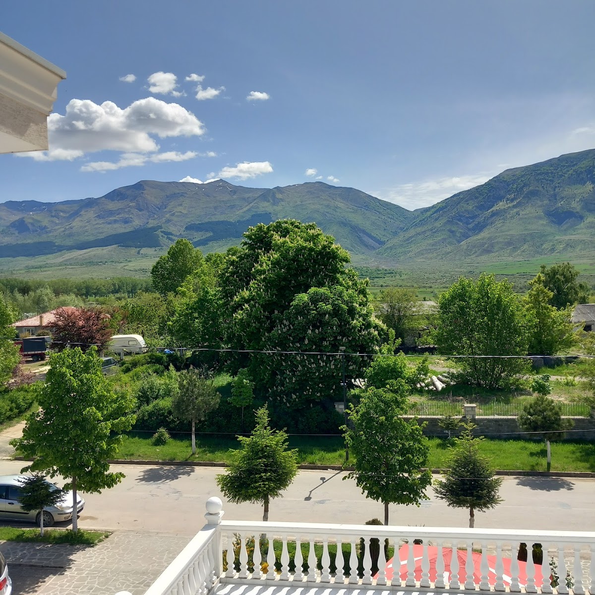 ZISI Hotel & Restaurant photo 5