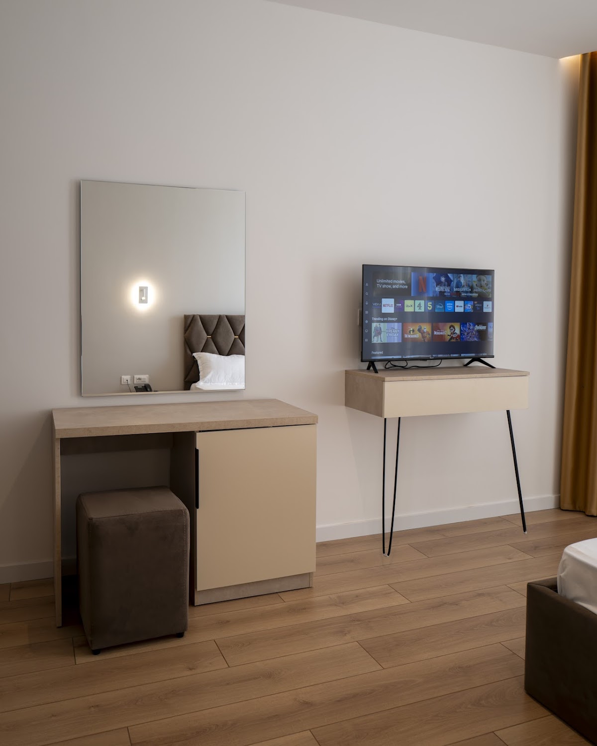 Leo Hotel photo 4