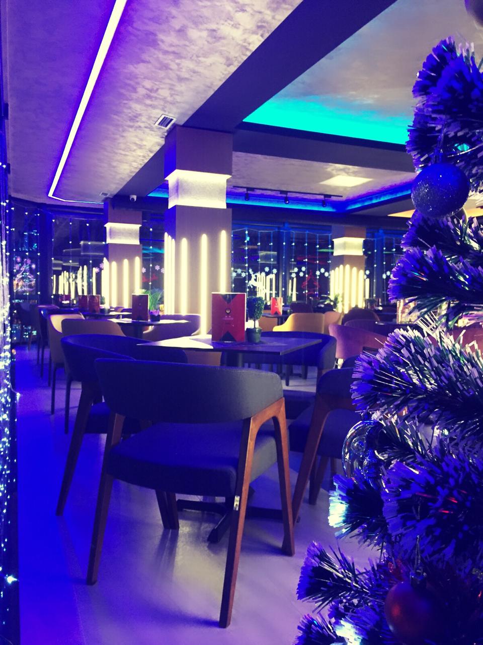 Anzola Lounge Bar photo 5