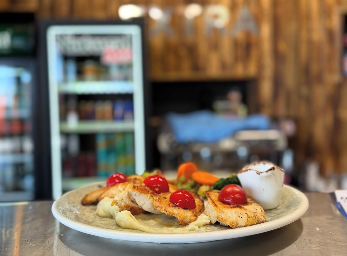 Extra Grill House — Restorante në Drenas — photo 3