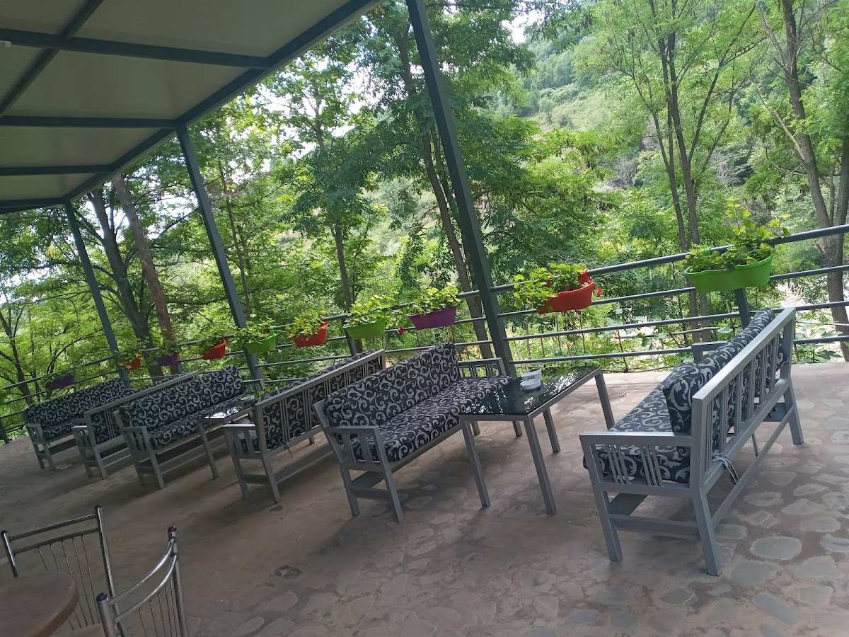 Bar-kafe 3 çezmat