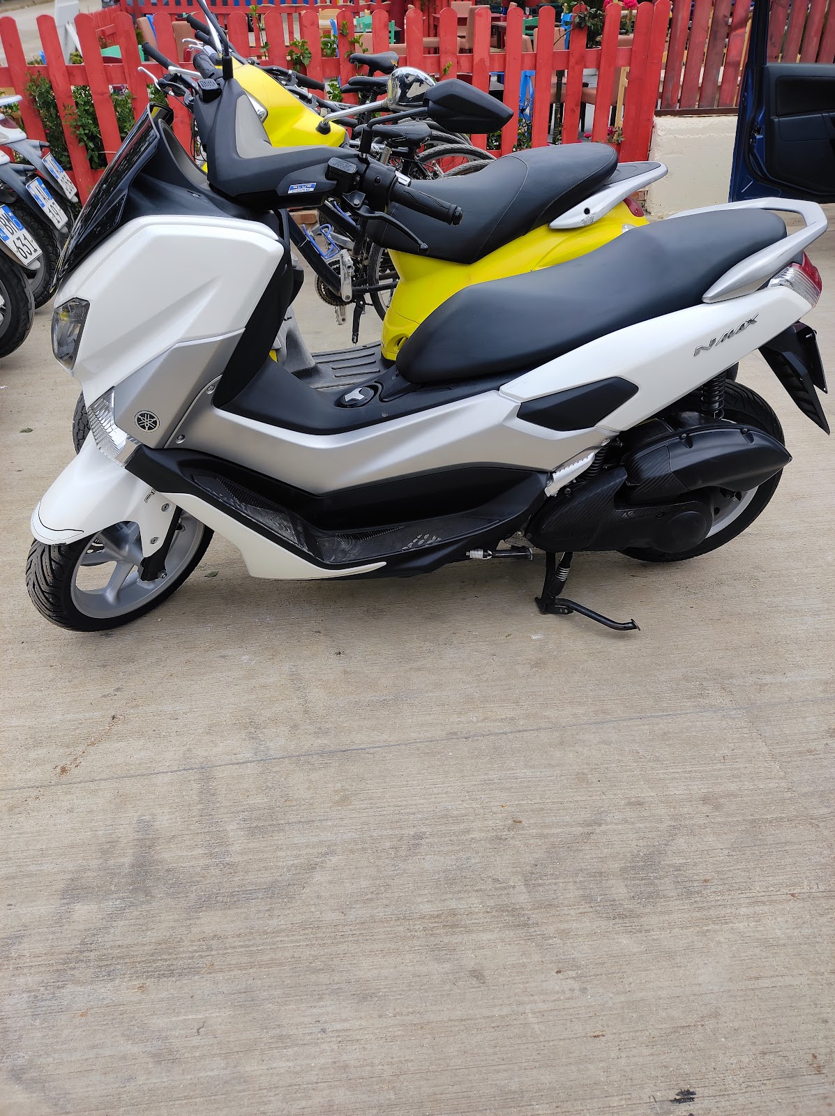 CAR & BIKE RENTAL Altin Oruci photo 3