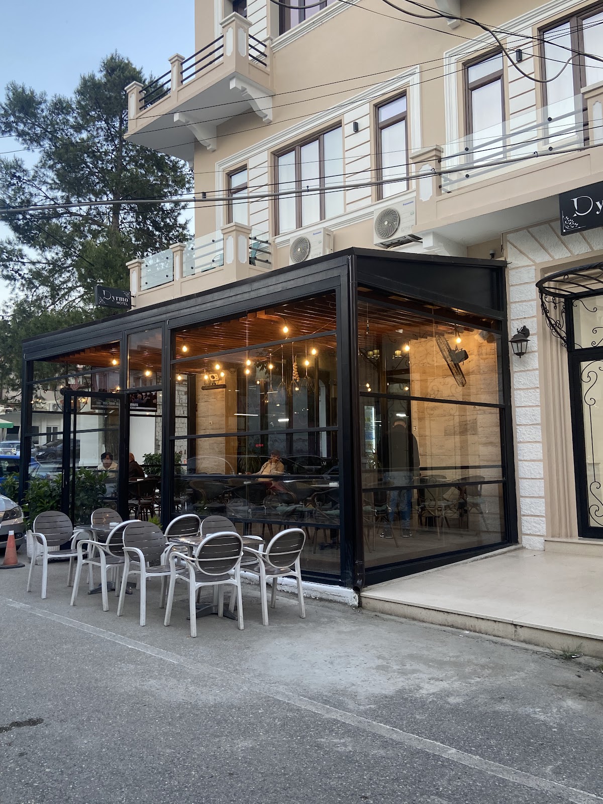 Bar Dyrmo