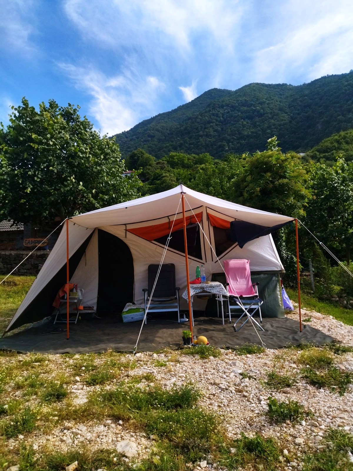 Camping Place Peshtan Mirela Muka