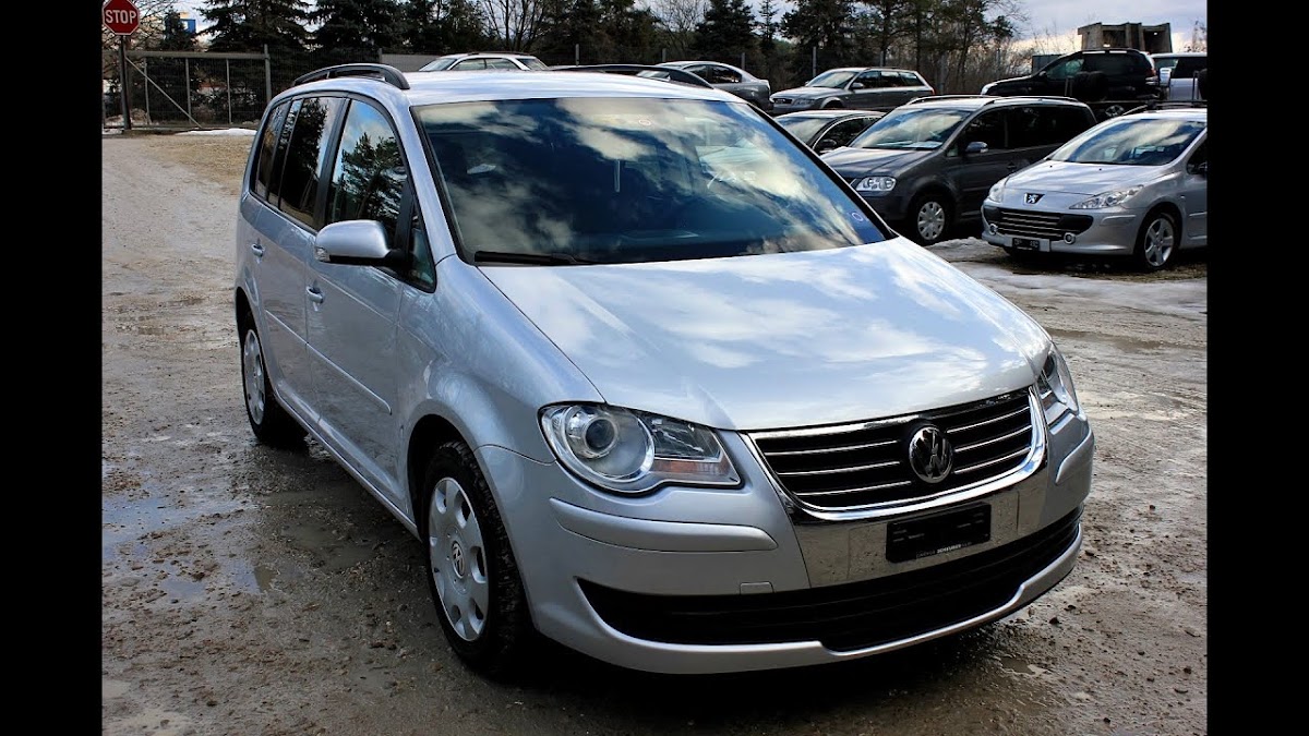 Joni rental cars photo 2