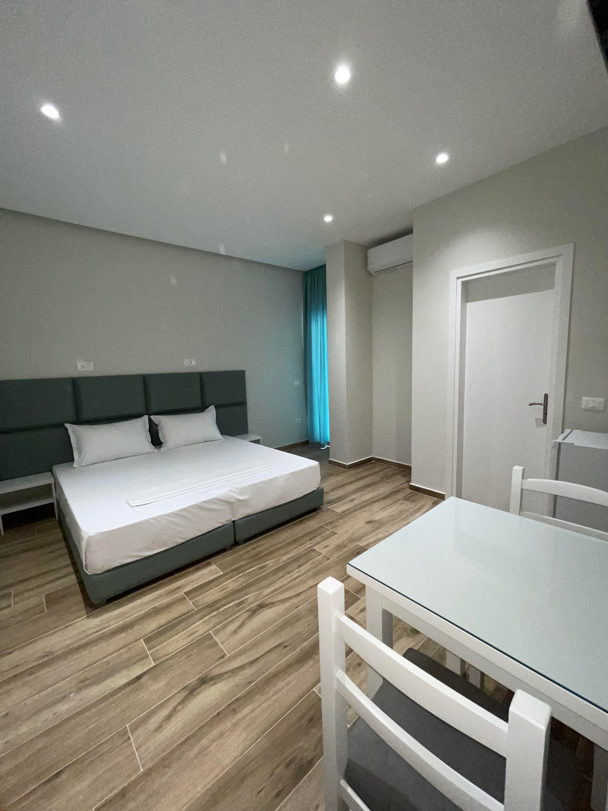 Hotel Rai photo 2