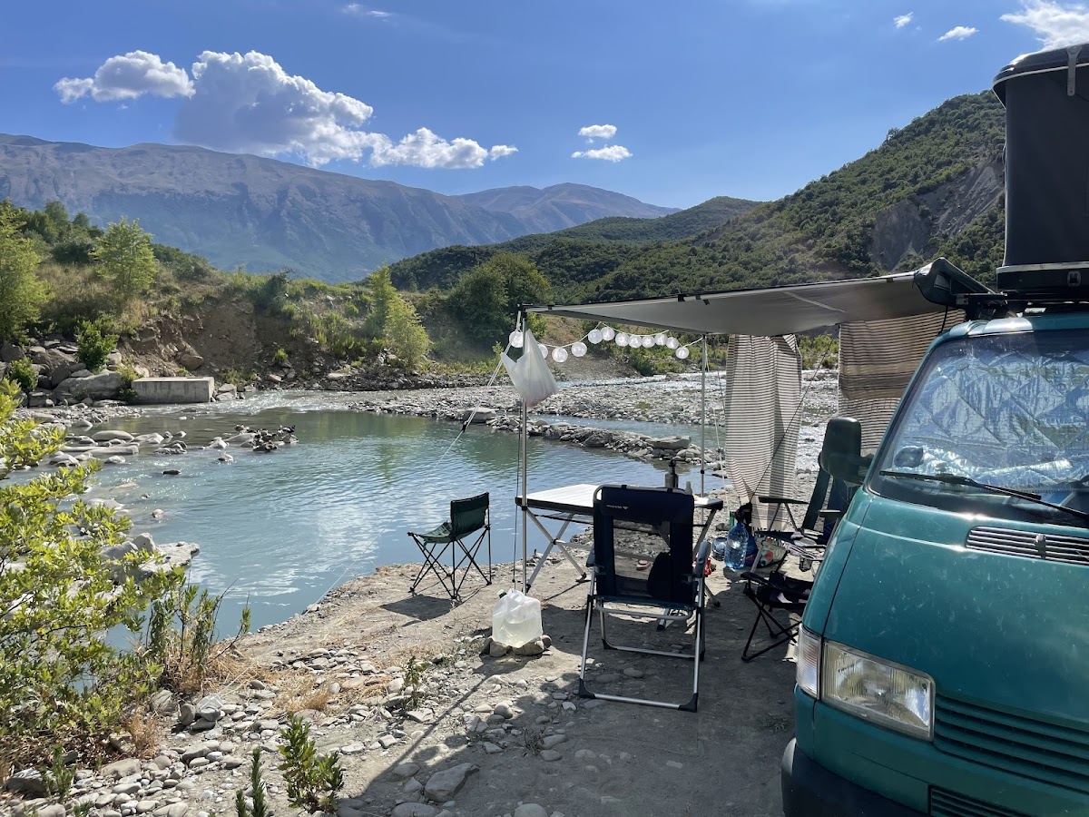 Camping Rafting Restaurant “Mulliri i Bënjës“