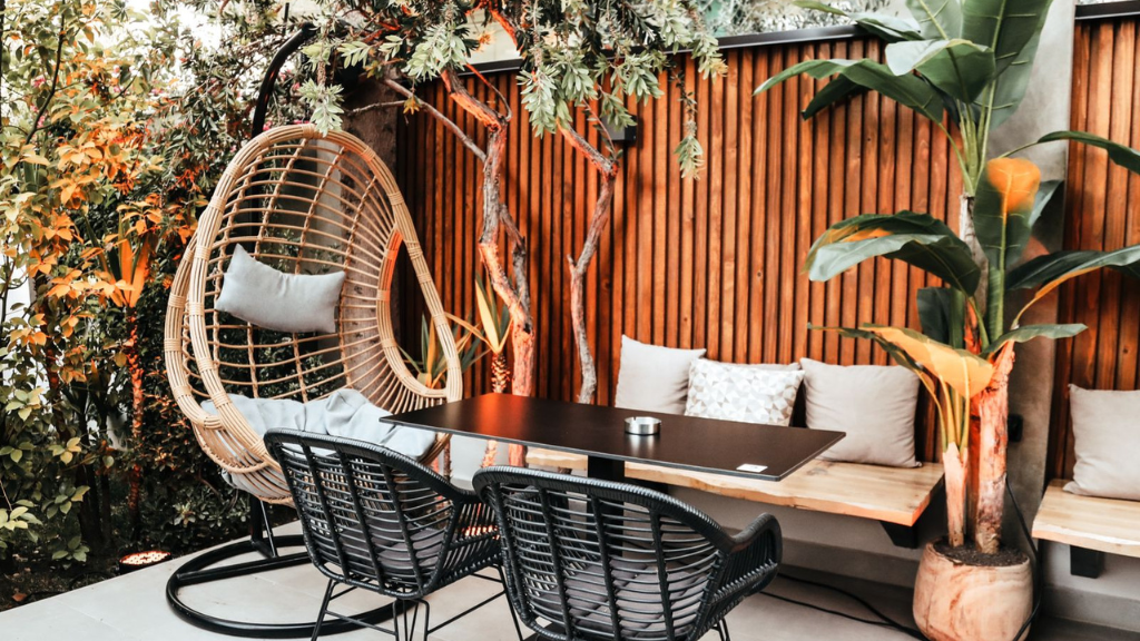 LAMBU Lounge photo 2