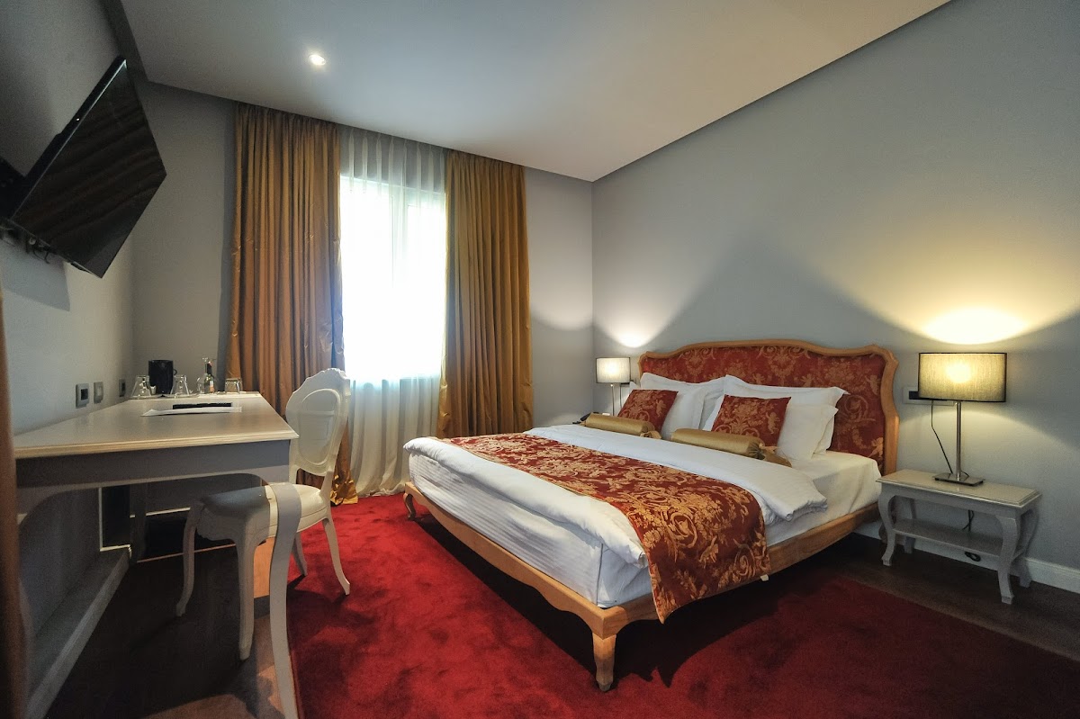 Classic Hotel Tirana photo 3
