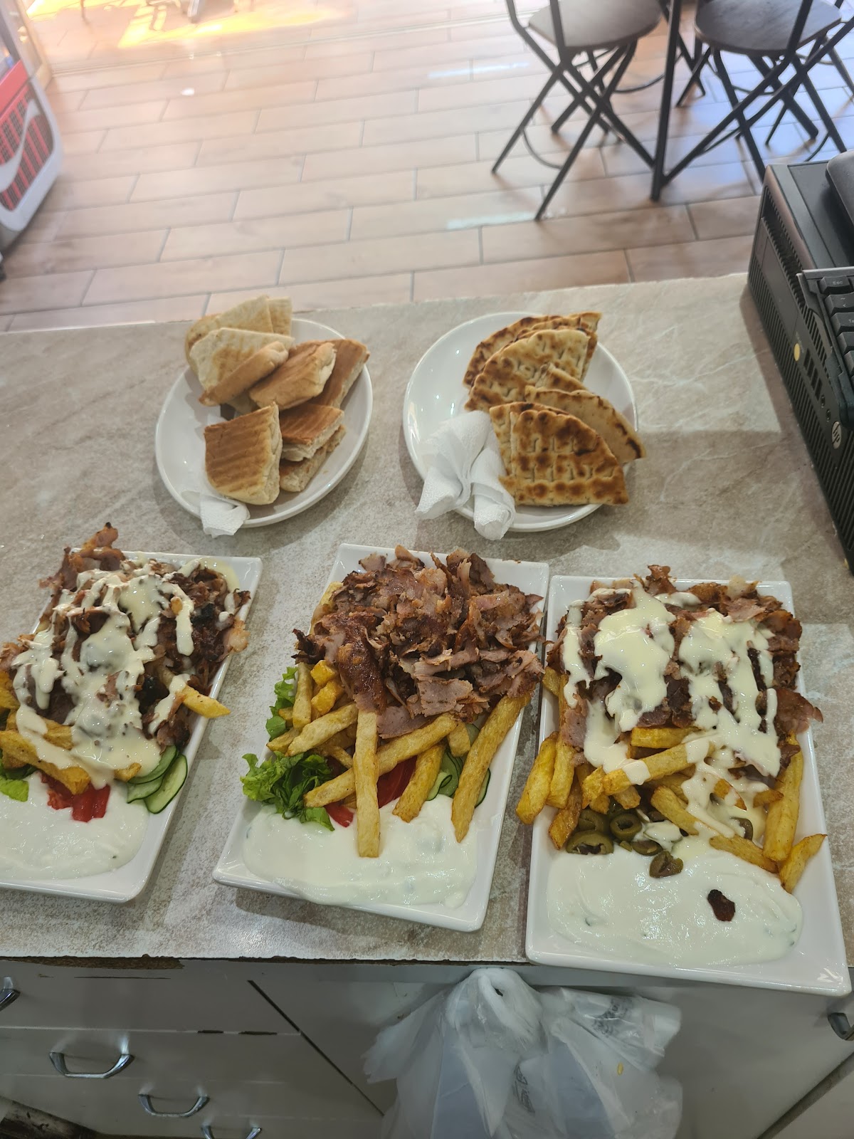 Grand Fast Food photo 3