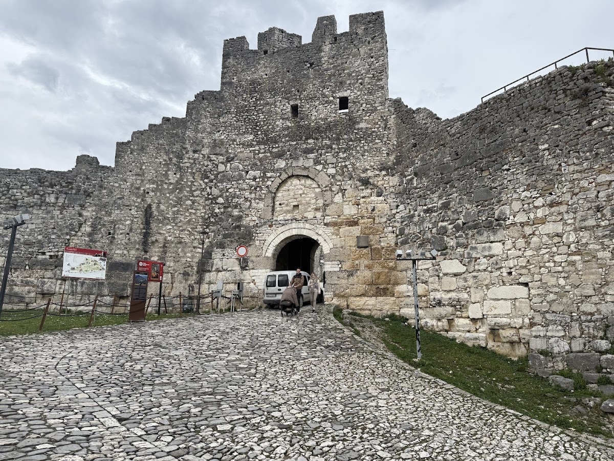 Berat Viewing Castle photo 2