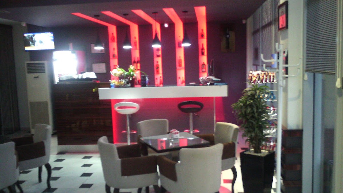 Star Bar photo 3