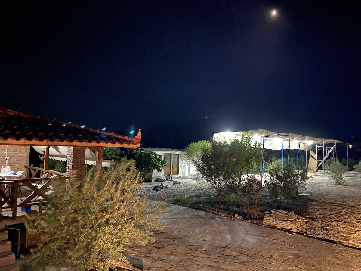Golden campsite Berat