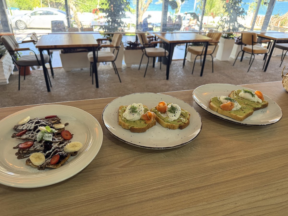 Malibu Resto Lounge & Pizza photo 4