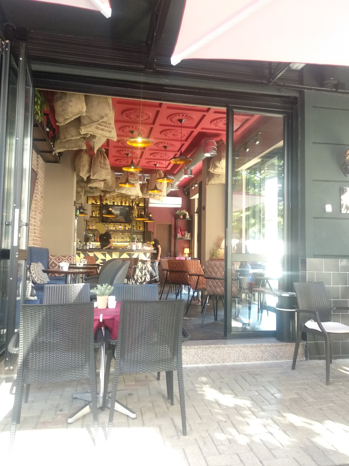 Urban Bar photo 4