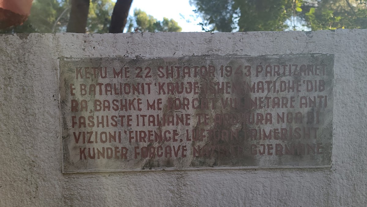 Monument photo 4