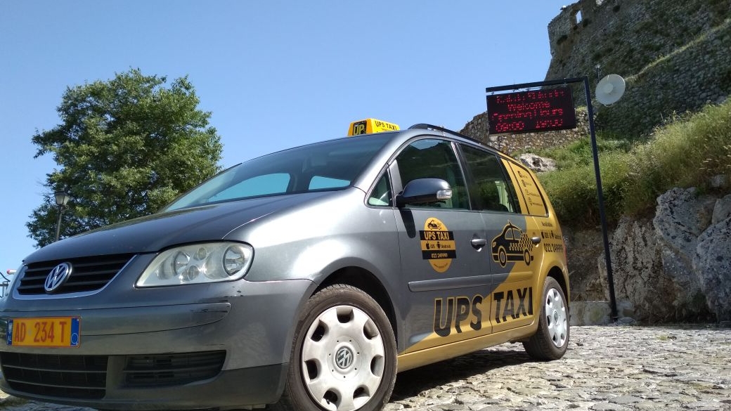 UP'S TAXI - VAN & BUS photo 3