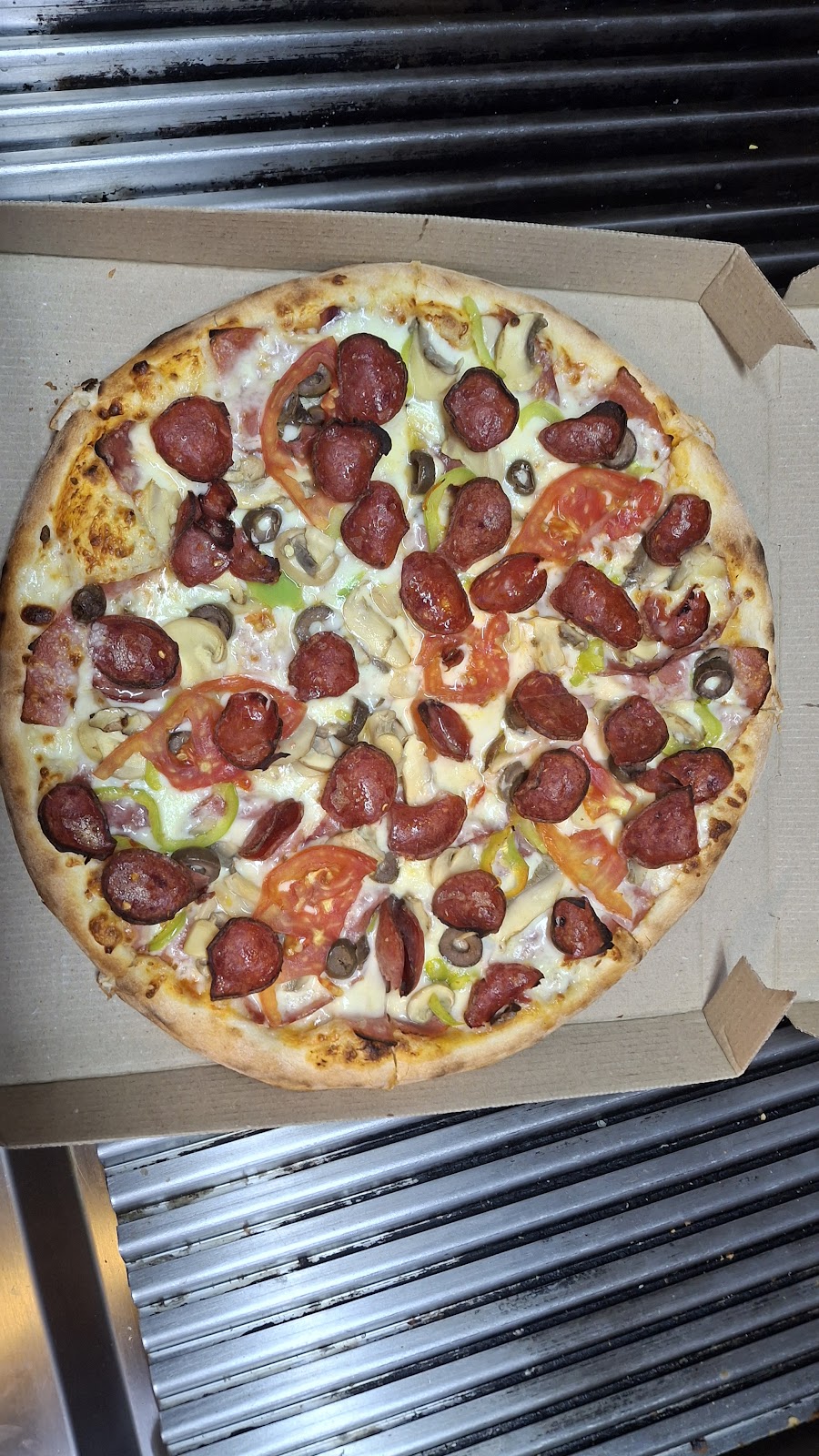 Iliri Halal Pizzeria photo 2