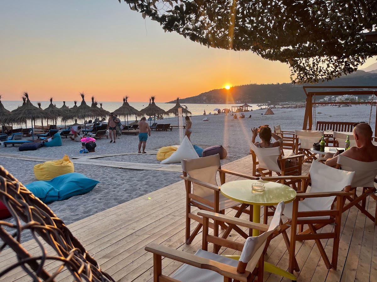 Serenity beach bar photo 3