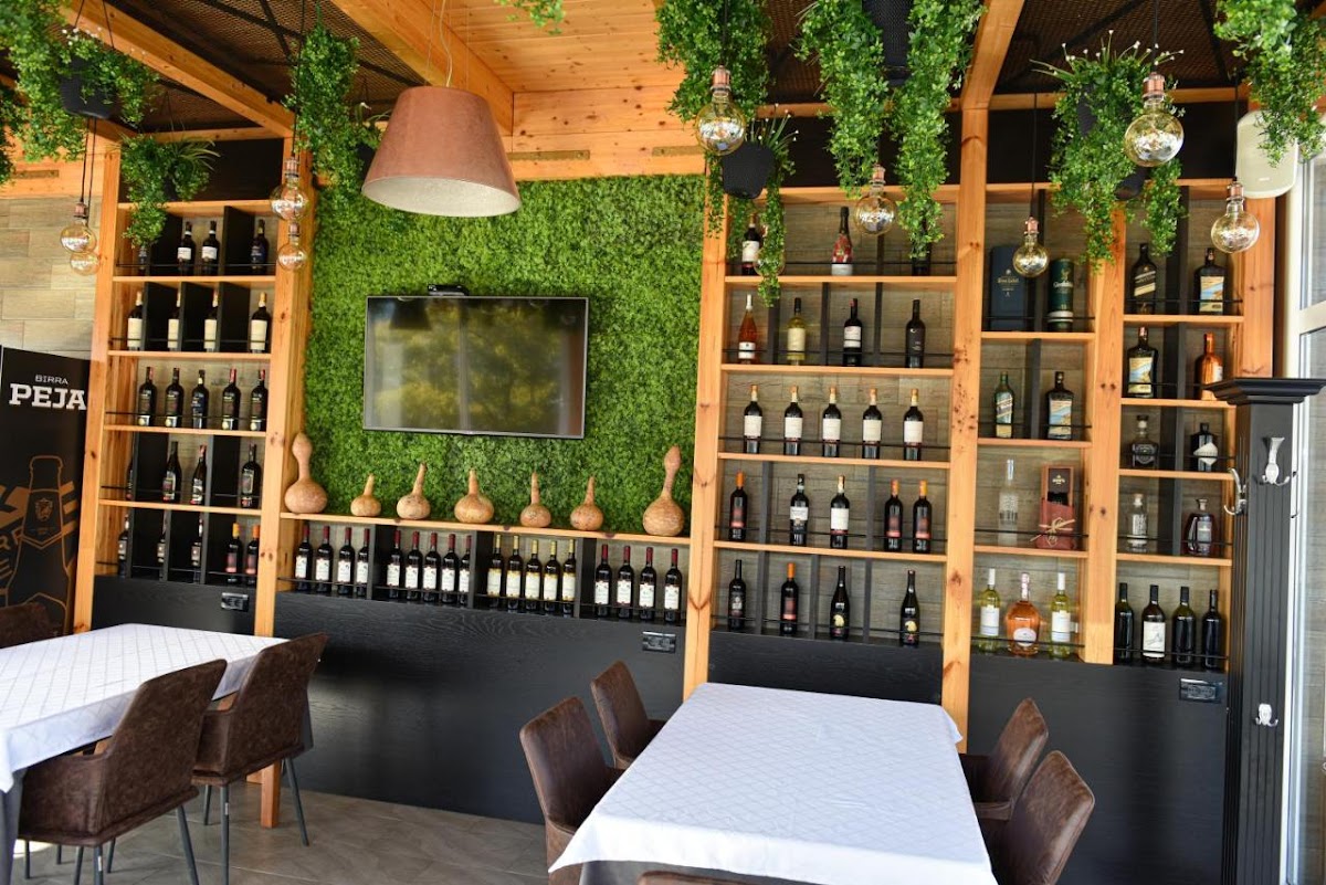 Tomorri Restaurant photo 3