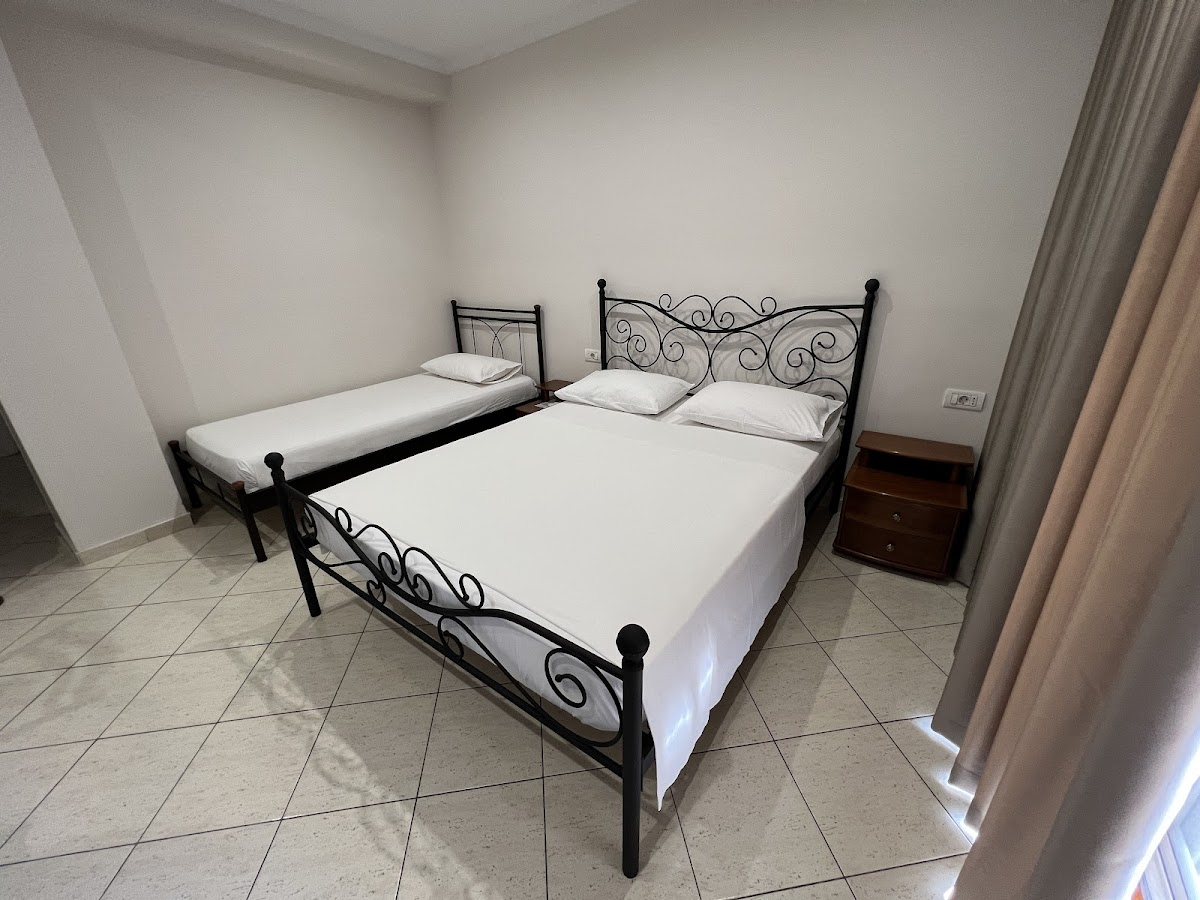 Hotel Vironas photo 2