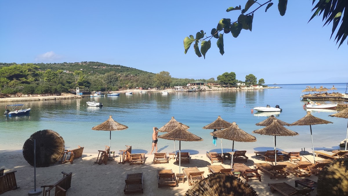 Fladeno Beach BAR photo 4