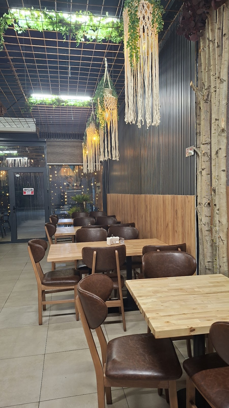 Extra Grill House — Restorante në Drenas — photo 4